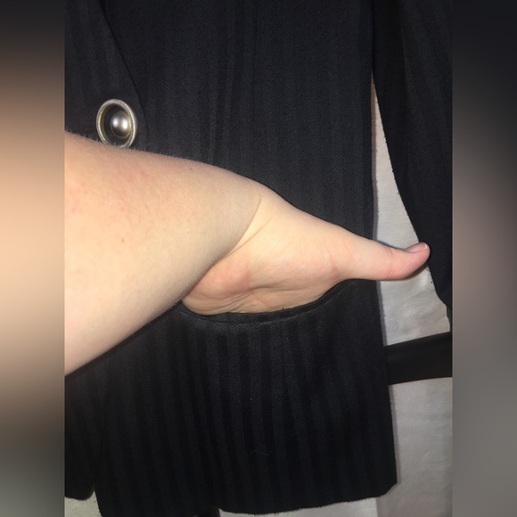 Sweetbriar | Women’s Black Pin Stripe Pattern Blazer Jacket - Picture 5 of 12